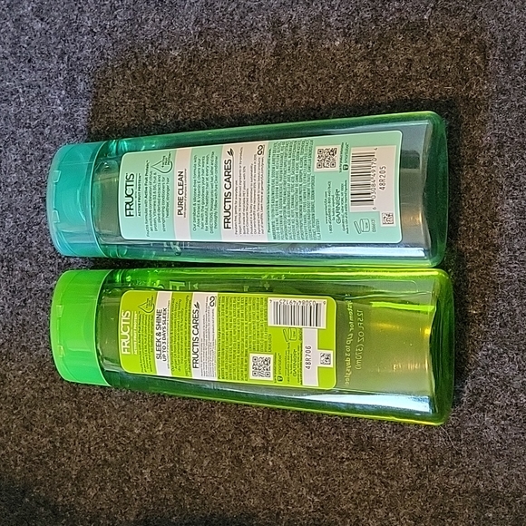 SOLD Garnier shampoo set of two - Picture 2 of 2